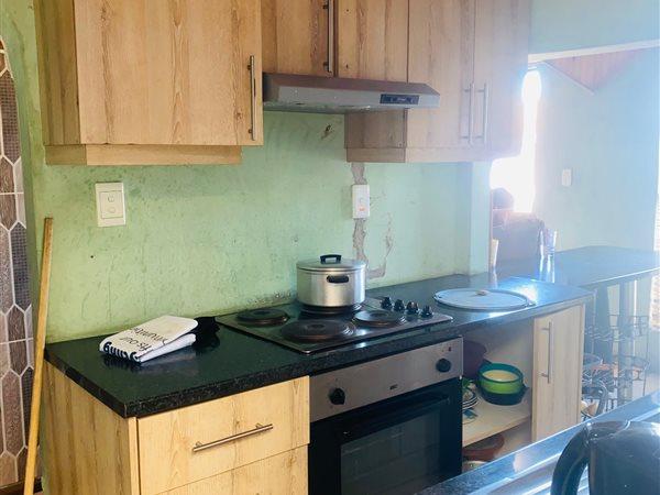 3 Bedroom Property for Sale in Sabata Dalindyebo Square Western Cape